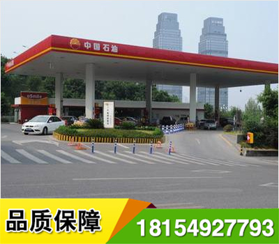 新疆雷辰恒星*施工車間人工劃線,熱熔劃線,車位線,馬路標線,公路劃線,道路劃線,生活小區道路劃線,生活小區停車場劃線等等.
